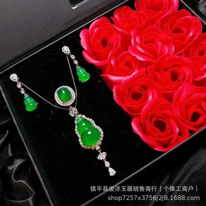 High-quality chalcedony pendant, silver-plated, inlaid with green agate and jade, women's tassel gourd earrings and ring three-p