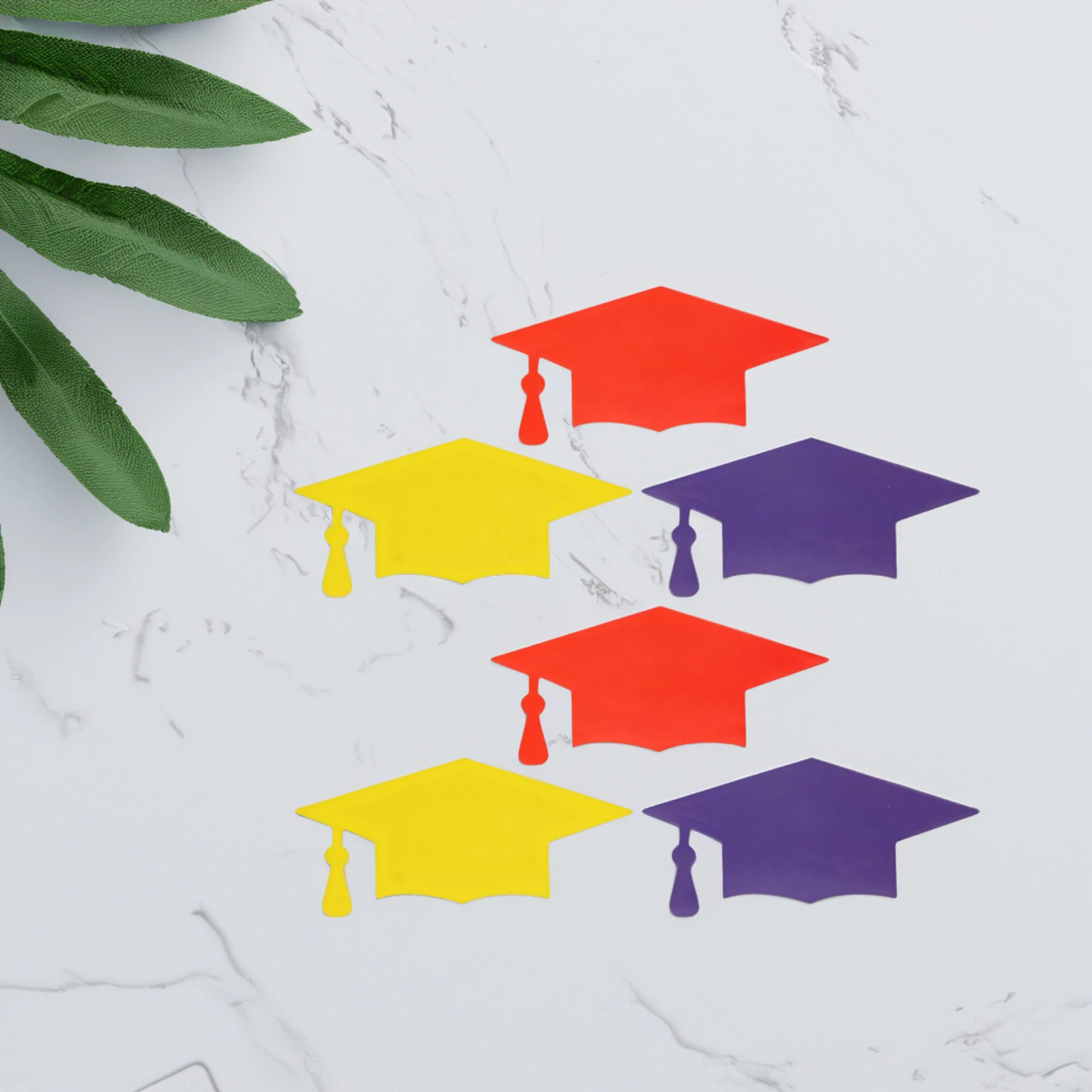 

300pcs Doctorial Hat Stickers Graduation Party Decorations Glossy Surface Ideal for Cards Envelopes Labels Class Items
