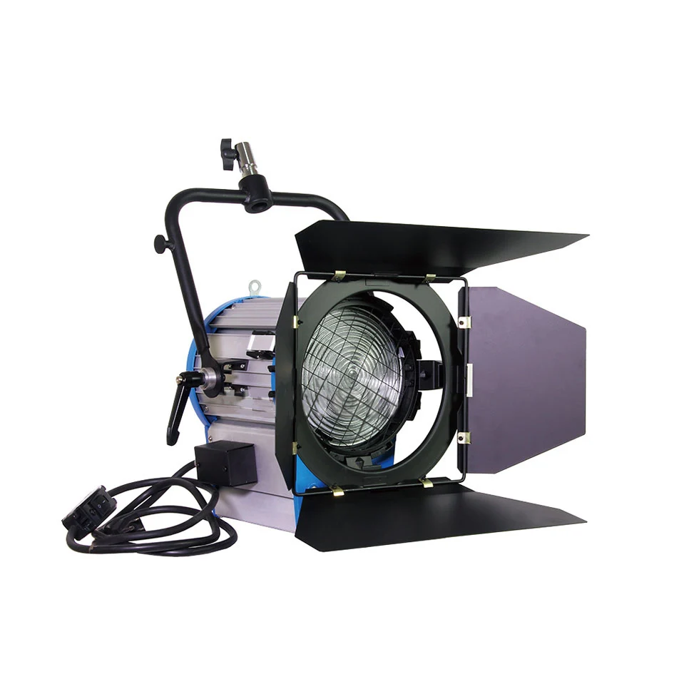 

ALUMOTECH Fresnel Tungsten 3200K 2000W Photographic Light For Studio Video Photographic Lamp