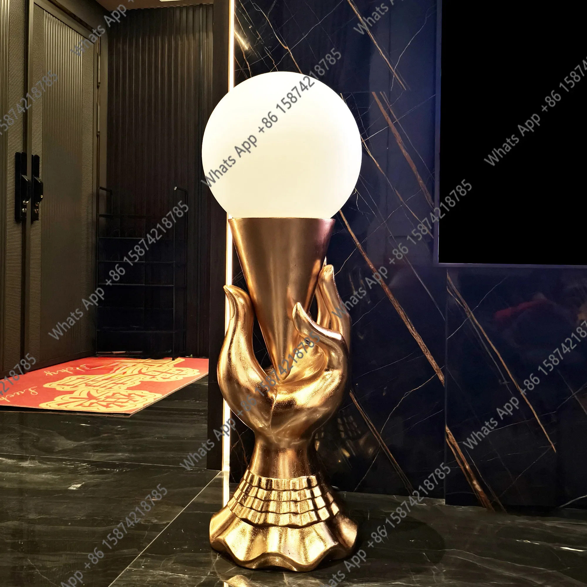 Living Room Creative Luminous Ice Cream With Lights Raised Hands Floor Ornament Bar Villa American Light Luxury Decoration X