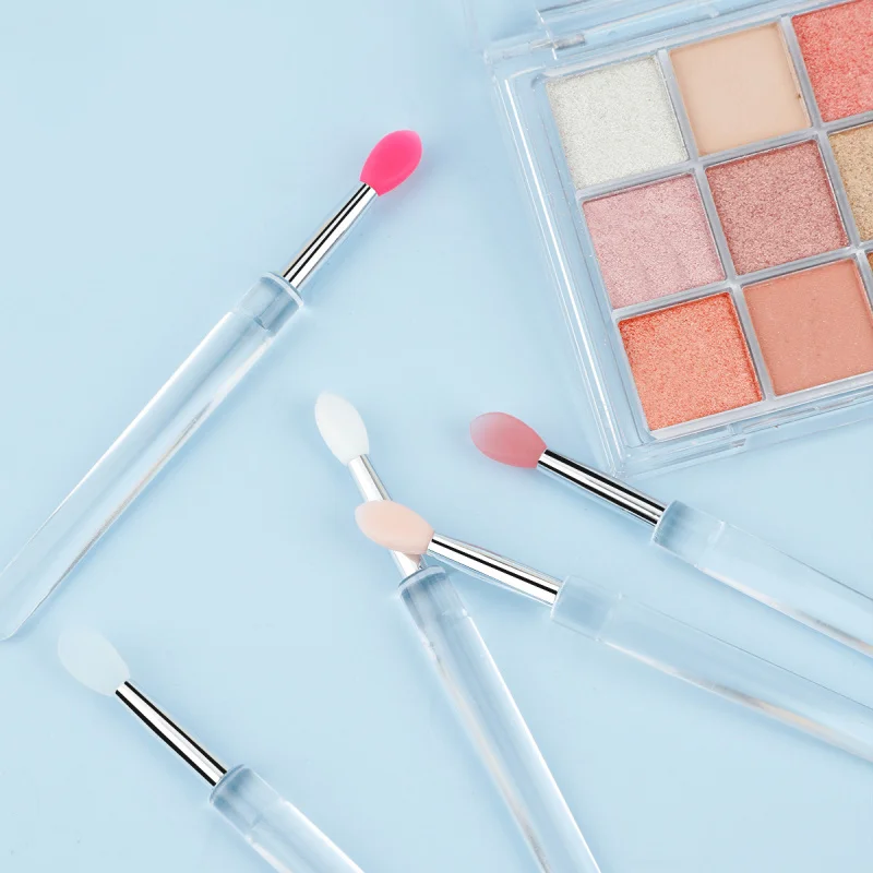Cepillo de silicona suave para labios Aplicar el lápiz labial y agregar brillo a la sombra de ojos 5 colores disponibles