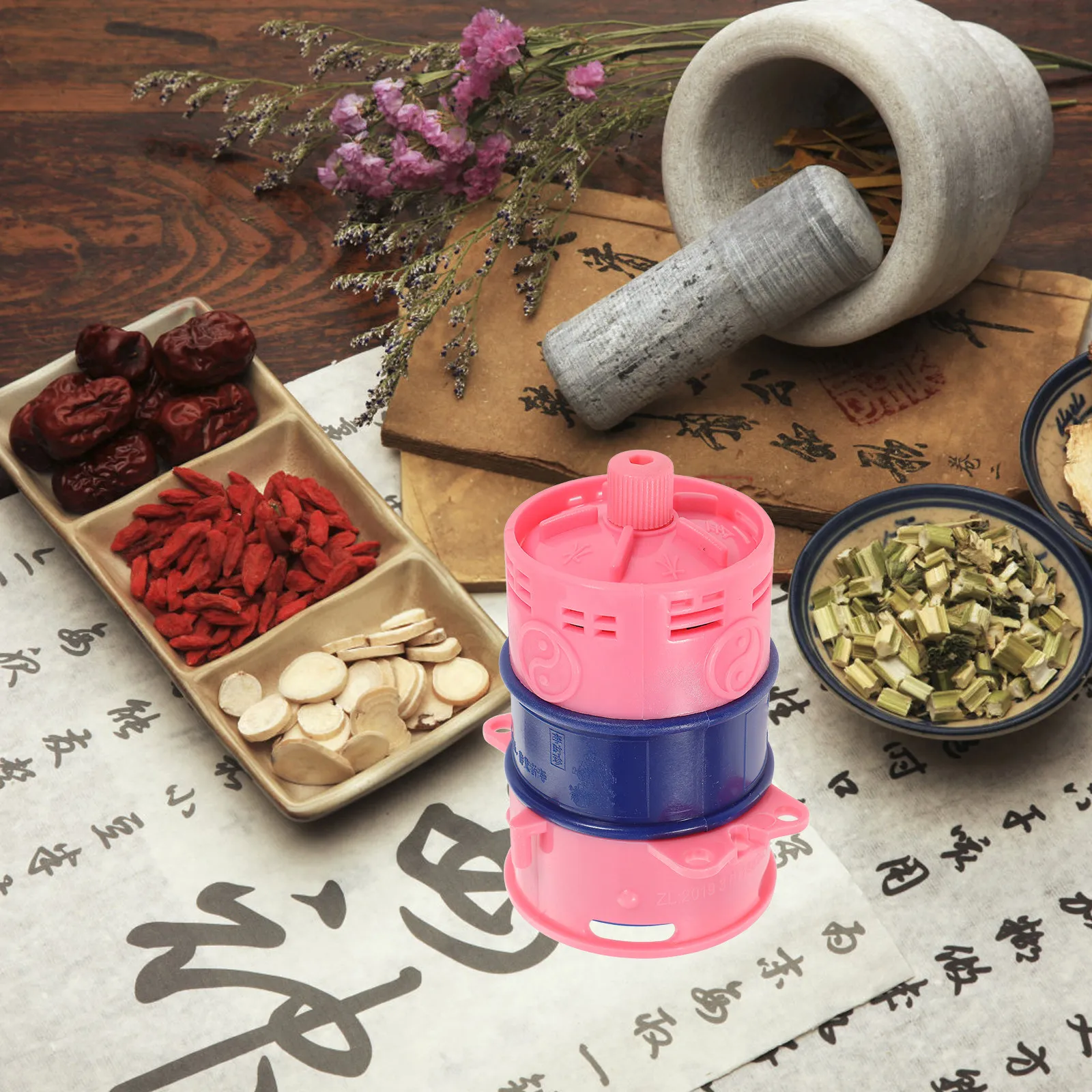 Portable Metal Moxibustion Pot Double Layer Heat Resistant Moxa Burner Box Small Moxibustion Rack for Massage Body Care Tool