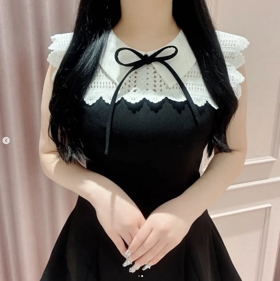 

Original Japanese-style Workwear-inspired Seeveless Mini Dress with Lace Collar High Waist and Slimming Girls Short Dresses