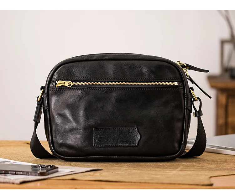PNDME vintage handmade vegetable tanned cowhide men's shoulder bag outdoor travel genuine leather multi-pocket crossbody bag