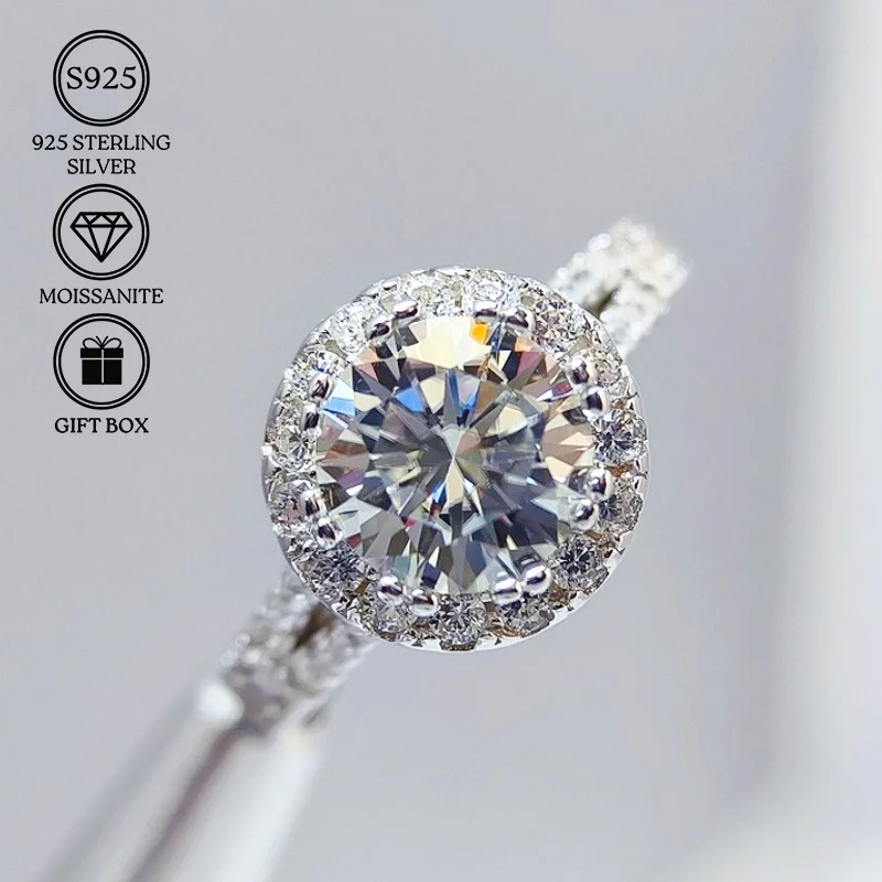 

1pc 1/2 CaratS925 Silver Moissanite Engagement and Anniversary Ring, Anniversary Valentine's Day Ring Jewelry Gift.
