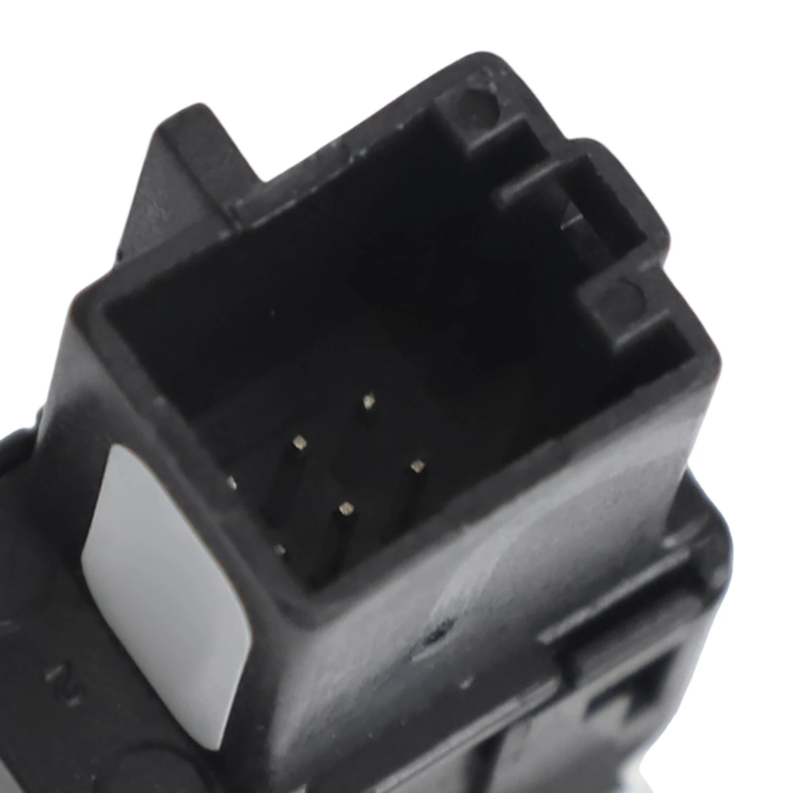 

Car Flash Switch Double Flash Light Switch 12V Voltage Non-deformation Structure Practical And Reliable Car Accessory