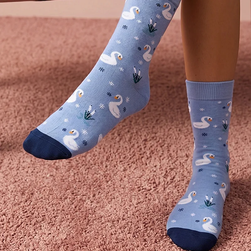 1 Pair of Unisex Socks with Light Blue Background, White Swan, Snowflake and Plant Patterns, Navy Blue Contrasting Toes, Polyester, Breathable, Fun, Mid-Calf Length, Suitable for Everyday Wear