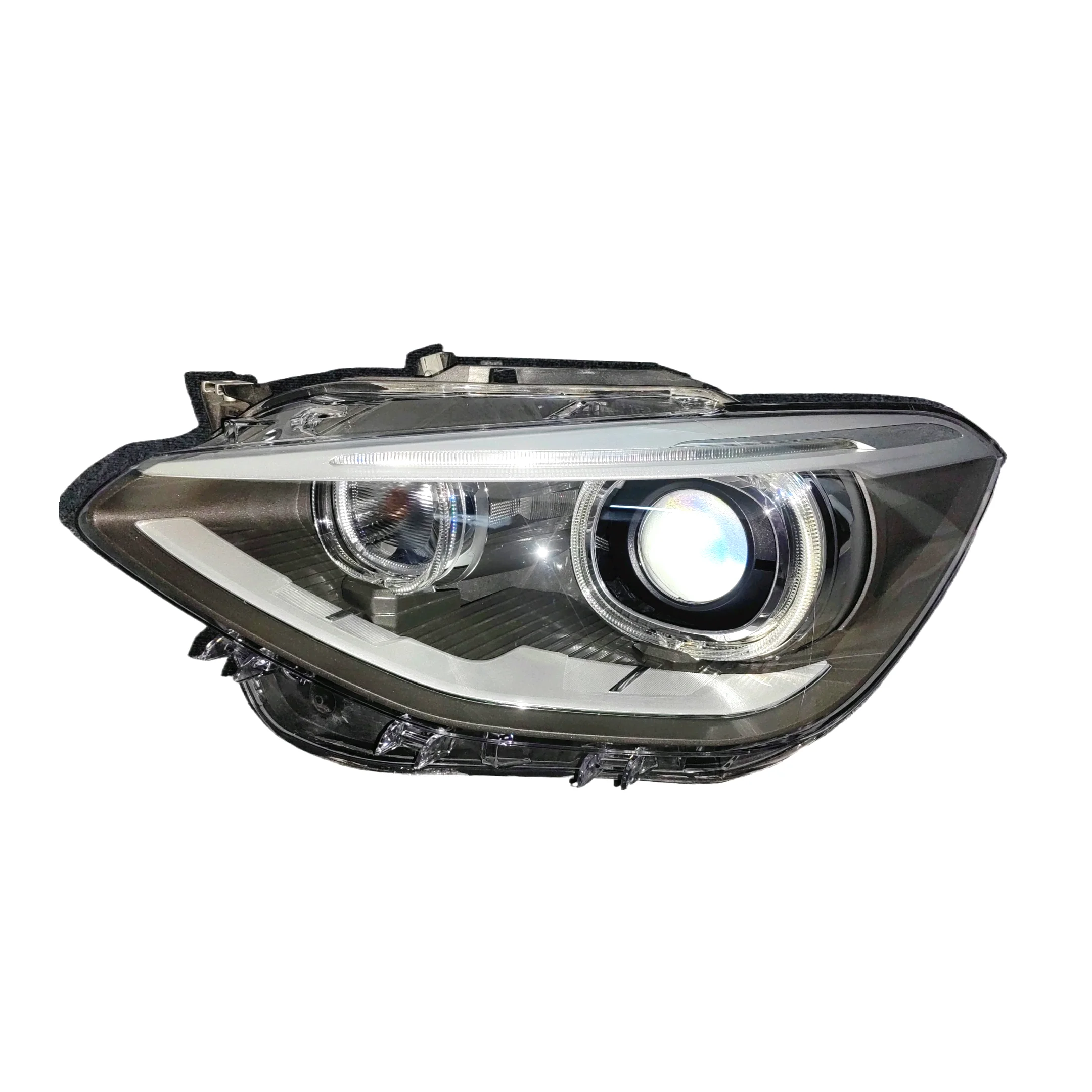 

Suitable for BMW 1 Series car headlights F20 high-quality hernia car headlights