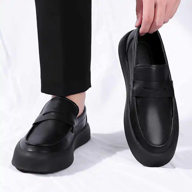 Dünner Absatz mit Schnürung, Outdoor-Stiefel für Herren, gewebte Herrenschuhe für Zuhause, graue Turnschuhe, Sportschule, berühmte Marke Tines Upper