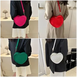 Fashion Solid Felt Shoulder Bag New Heart Shape Crossbody Bags For Women  Casual Ladies Handbags Designer Women Bags