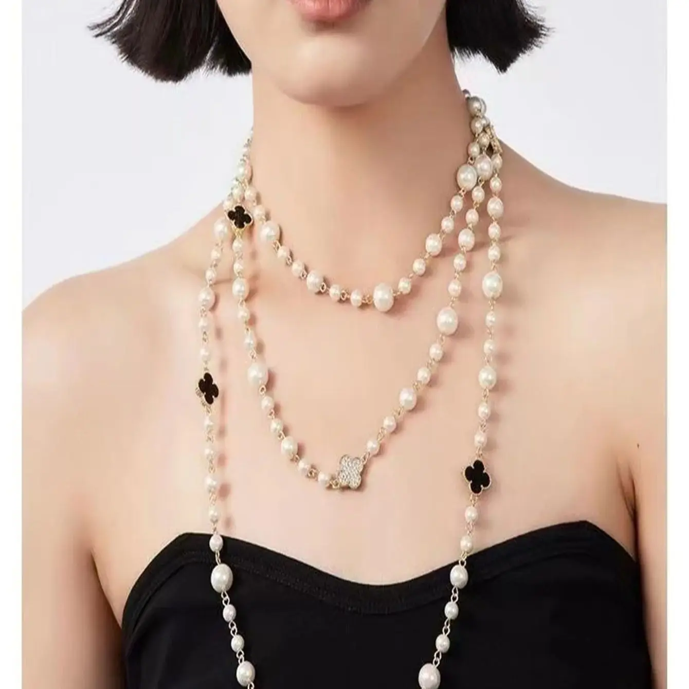 1 elegant and luxurious necklace in the shape of pearl and clover, a must-have necklace for women\'s fashion, vacation, tourism,