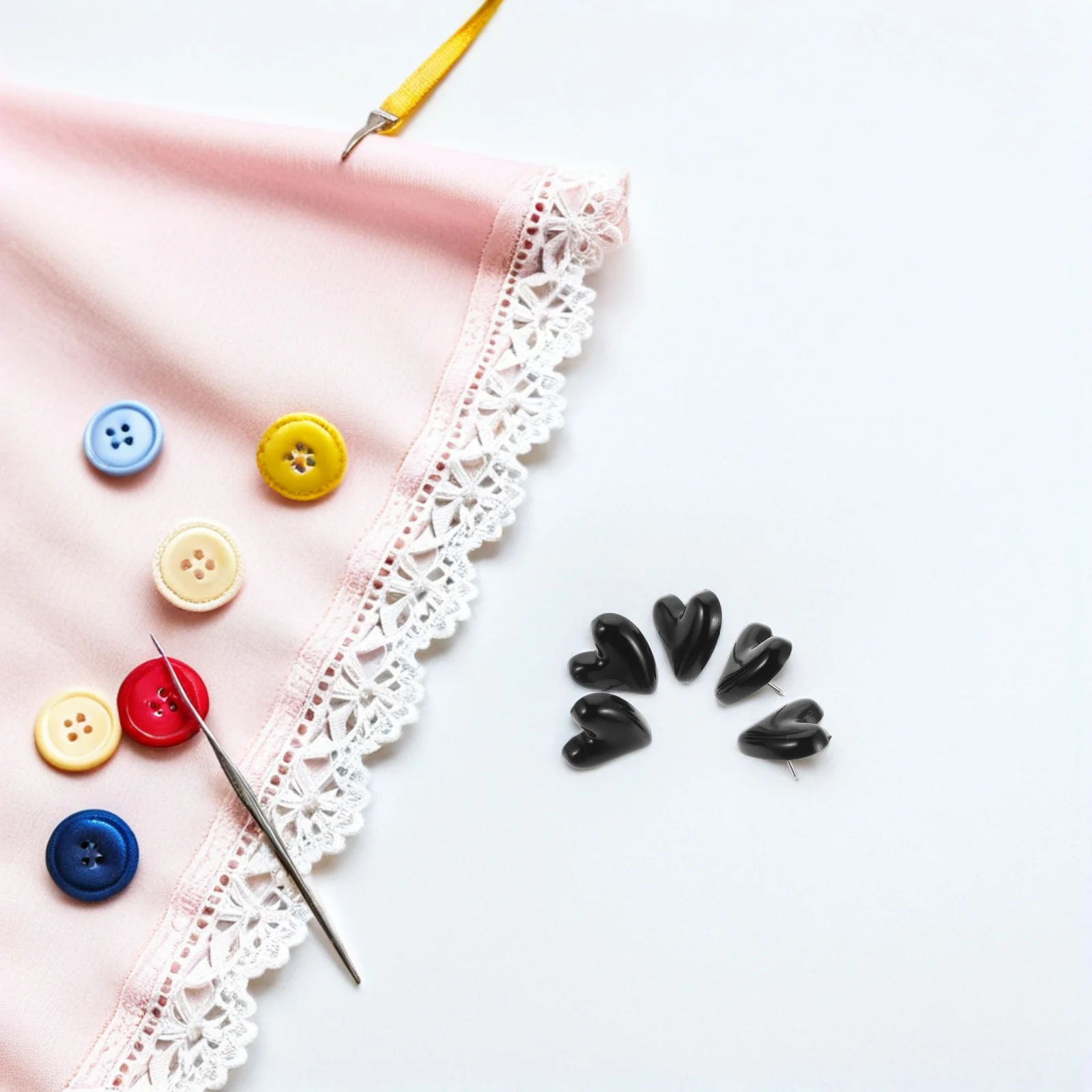 

30Pcs Black Decorative Thumbtacks Heart Shaped Push Pins for Bulletin Board Wall Art Craft DIY Office School Supplies