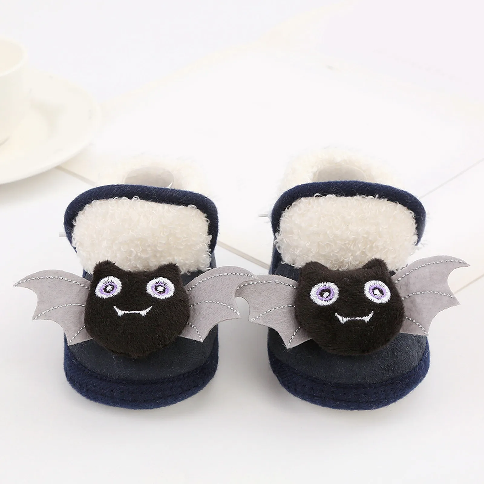 Cute Cartoon Rabbit Baby Shoes Thick Warm Newborn Shoes Non-slip Soft Sole Plush Baby Girls Infant Kids First Walkers Winter