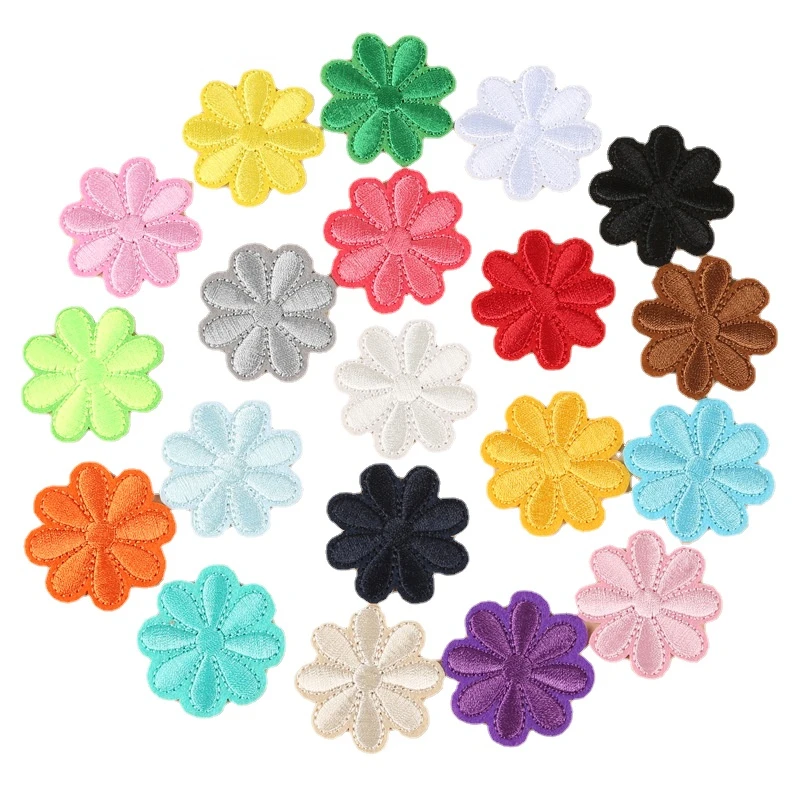 100pcs/lot Small Luxury Embroidery Patch Flower Daisy Shirt Bag Curtain Cover Clothing Decoration Accessorycraft Diy Applique