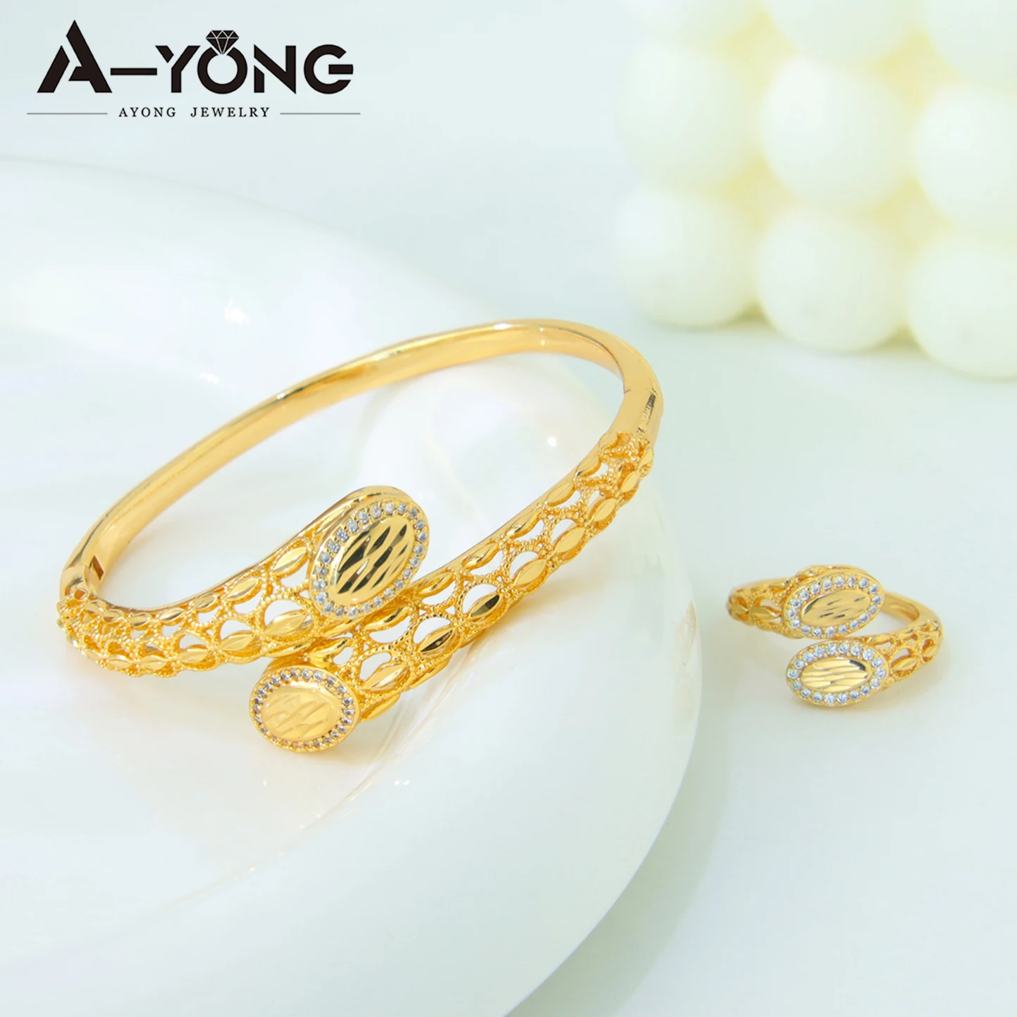 Luxury Saudi Gold Bracelet Set 21k Gold Plated High Quality Nigeria Wedding Cuff Bangles Ring Dubai Women Event Party Jewelry