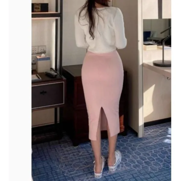 Wygodna, długa spódnica za kolano, obcisła, wysoce elastyczna, w stylu streetwear, z niskim stanem, spódnica typu one-step, codzienna, z średnim stanem.