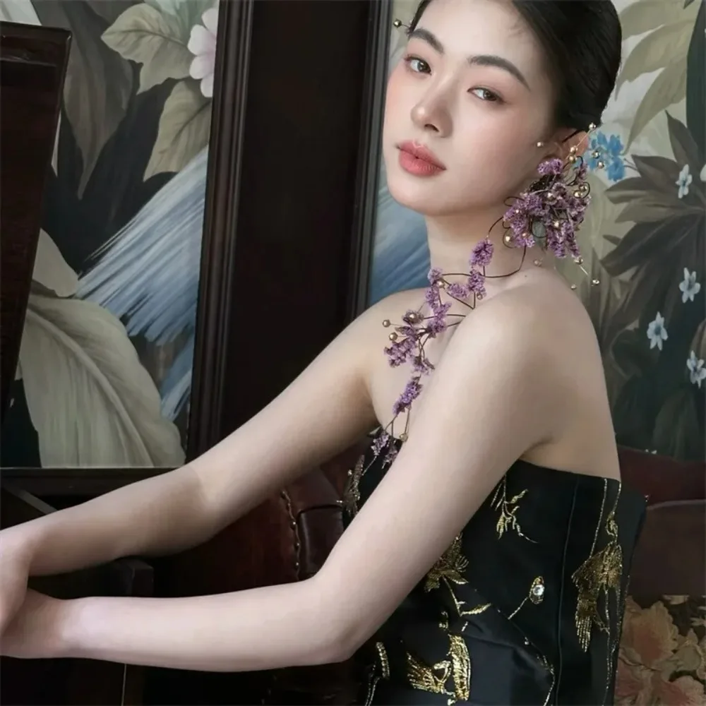 New Chinese Style Cheongsam Bride Forest Style Purple Dried Flower Ear Cuff Unique Niche Earrings 2026 New