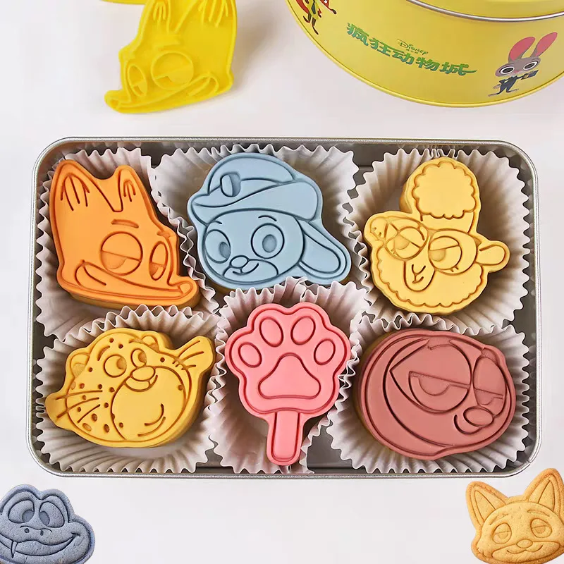 

DSN Cartoon Zootopia Series Cookie Molds Cute Judy Nick DIY 3D Cookie Mold Press Baking Tool Kitchenware