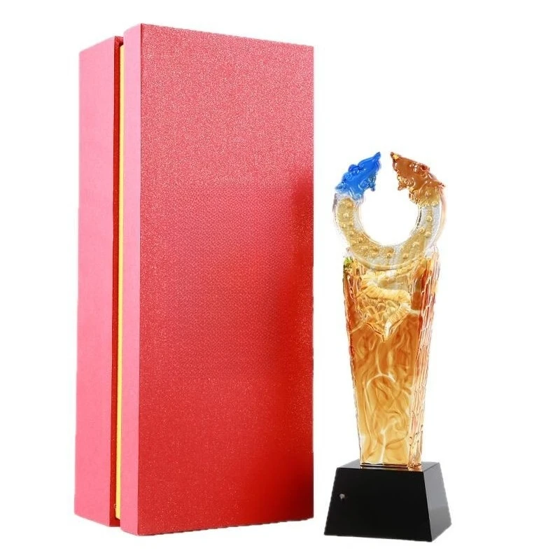 Creative Liuli Trophy Win-win Cooperation Enterprise Team Annual Meeting Commemorates Outstanding Employees