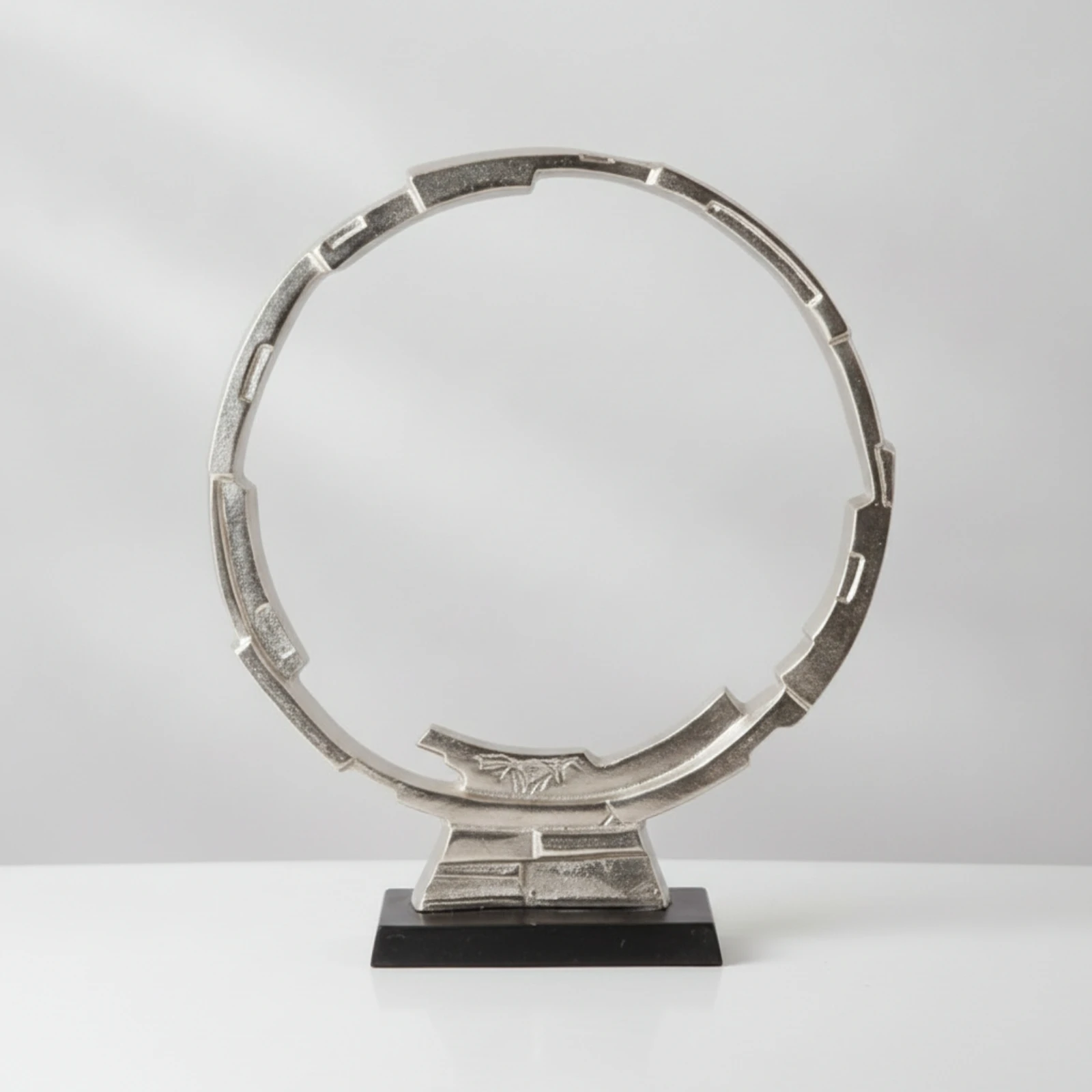 Circular Sculpture Geometric Abstract Sculpture Abstract Statue Minimalistic Circular Statue Elegant for Homeowners, Living Room