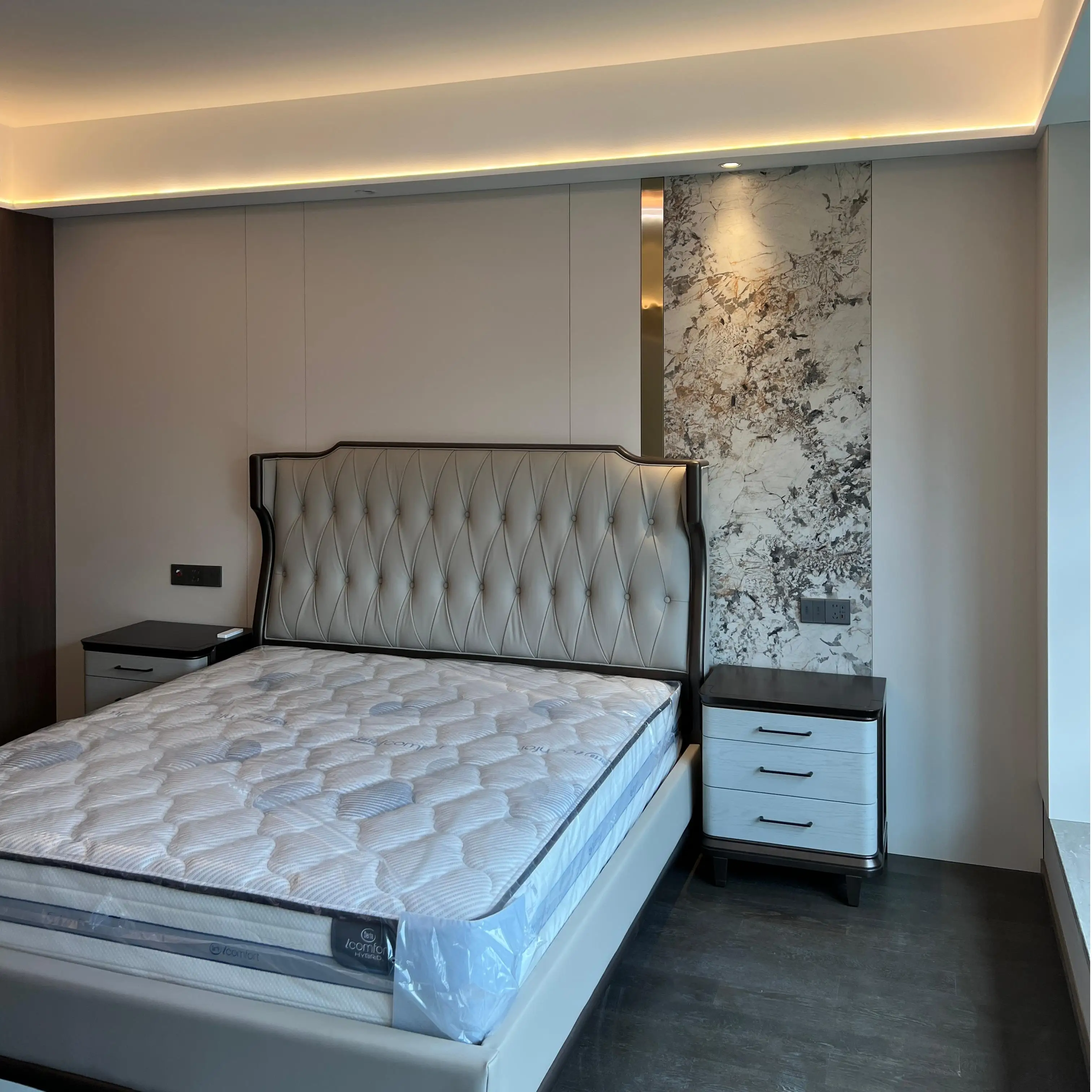 Nordic Style Wooden Wardrobe with Quiet-Sliding Rail and Heavy-Duty Load Capacity for Bedroom Villa Apartmentpromote sales