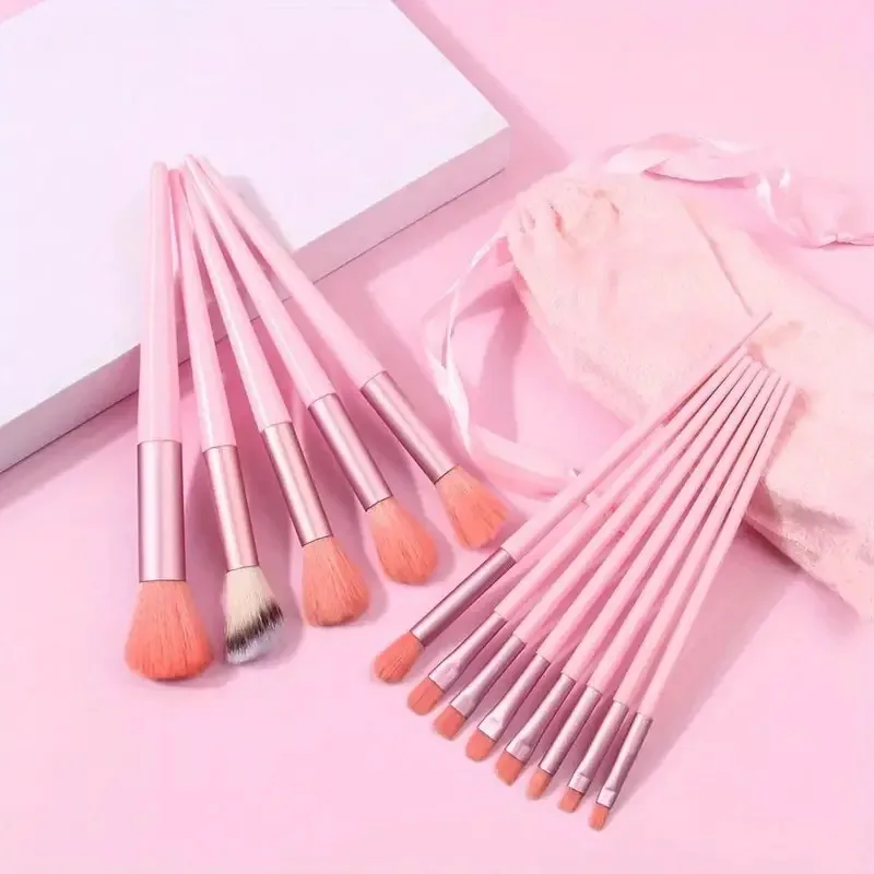 Conjunto de pincéis de maquiagem de 14 peças com liquidificador - Kit completo de rosto e olhos |   Escovas Sintéticas Premium + Esponja |   Pronto para presente