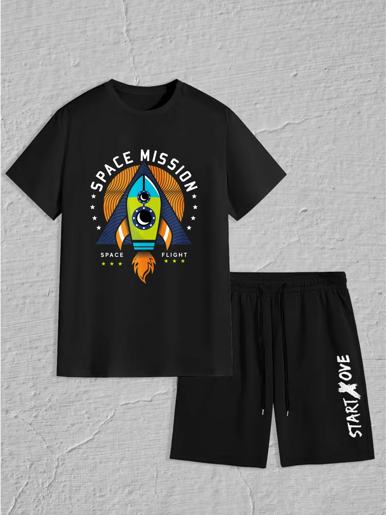 

Мужской комплект 2025 Летний комплект одежды мужские костюмы футбол графический спортивный комплект мужской одежды с круглым вырезом с принтом