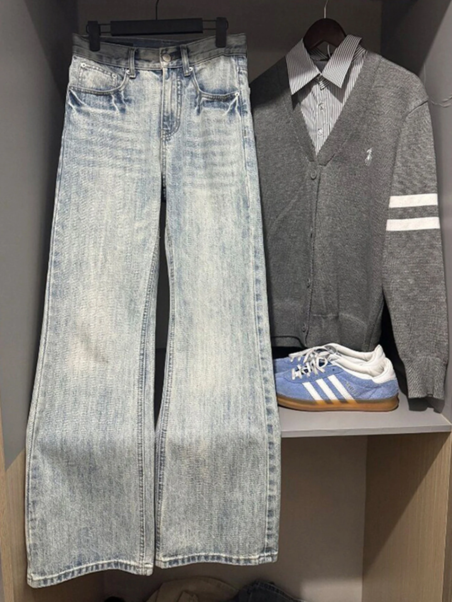 

Мужские джинсы Ykee Light Blue Lightning Pattern Bent Knife в американском стиле High Street, винтажные, с эффектом потертости, прямые, слегка расклешенные