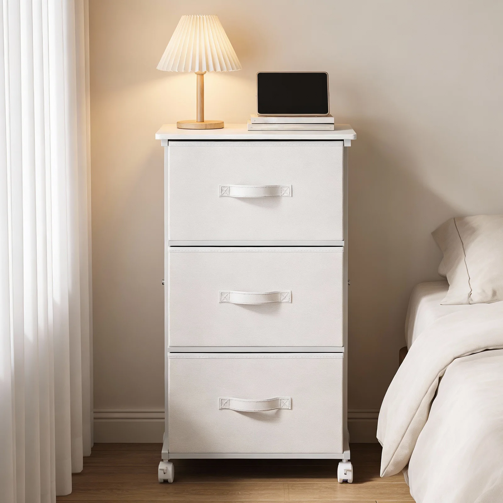 

MCQ Movable Roller Cabinet With 3 Foldable Fabric Drawers Wooden Top Dresser Tables With Steel Structure Display Of Furniture