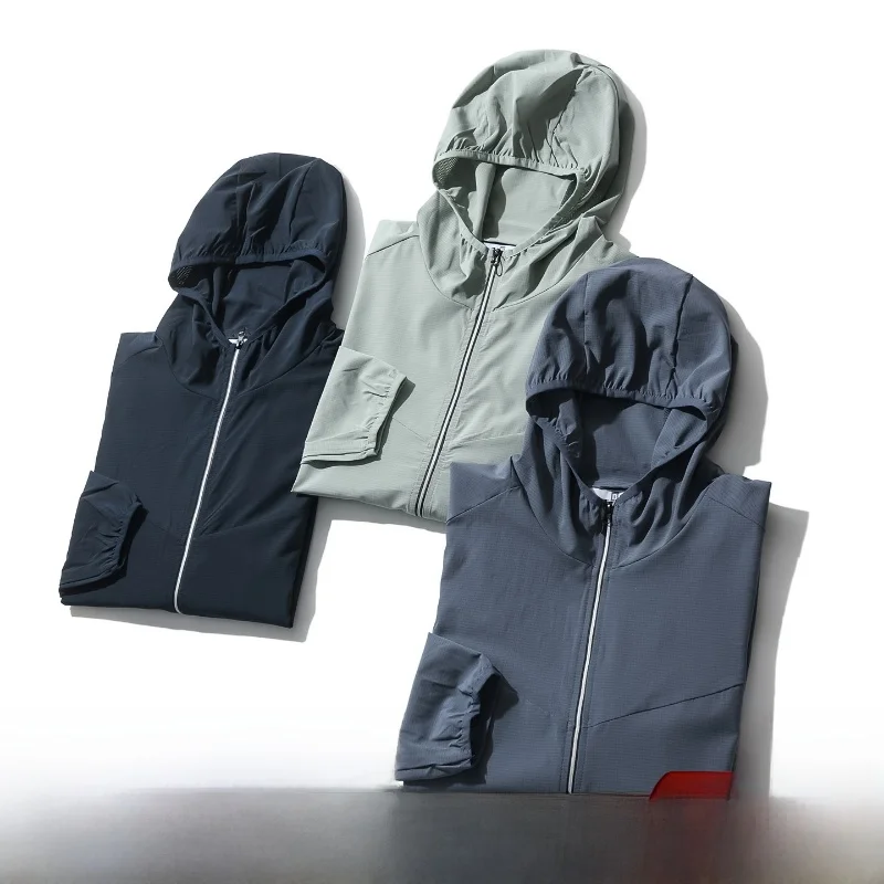 

Men's Outdoor Breathable UV Protection Hat Jacket with Black Tech Micro-Pore Summer Cool Feeling Skin-Friendly Long Sleeve Zi...