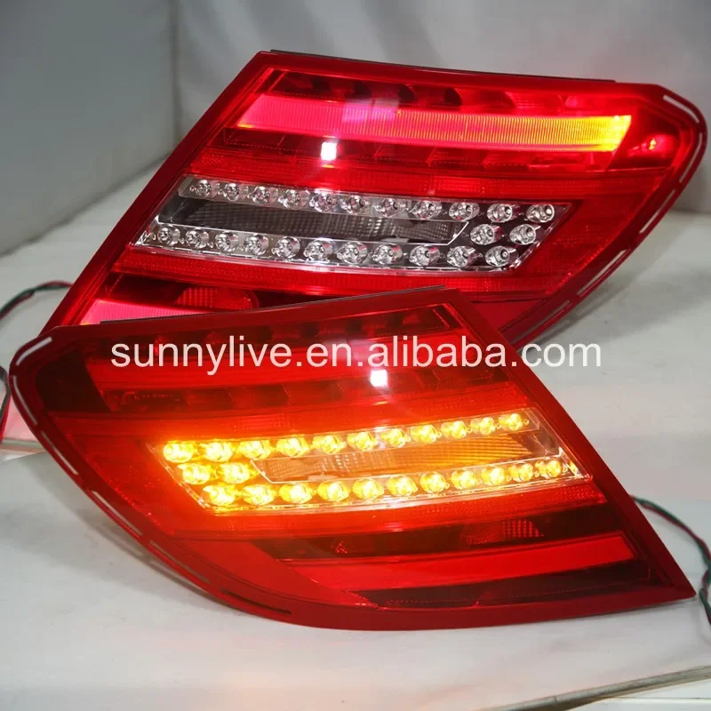 

AIROW LED Tail Lamp for Mercedes-Benz C-Class W204 C180 C200 C260 C300 C63 2012-2013 Year Red White Color CN