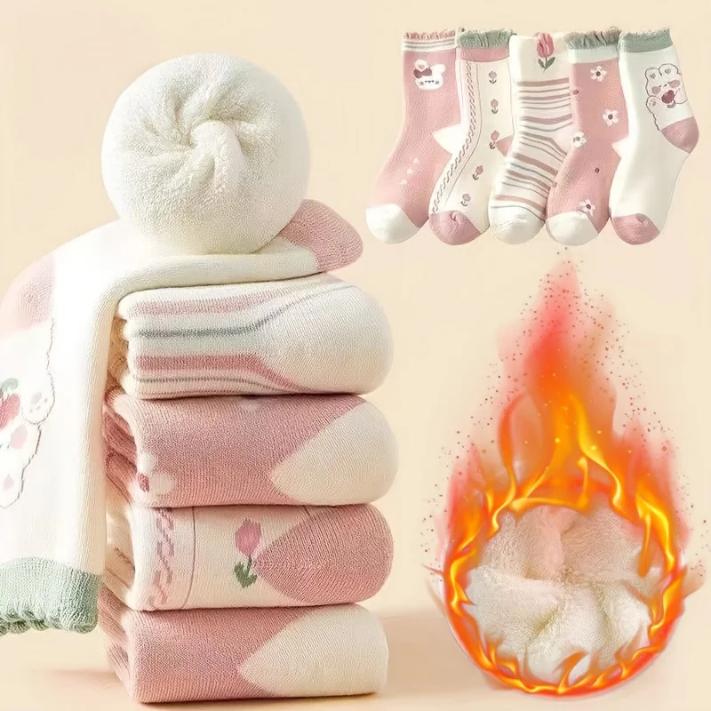 4 أزواج من الجوارب الدافئة السميكة للأطفال، جوارب حرارية مبطنة بالصوف الكرتوني اللطيف، جوارب شتوية مريحة لملابس الطقس البارد للأطفال