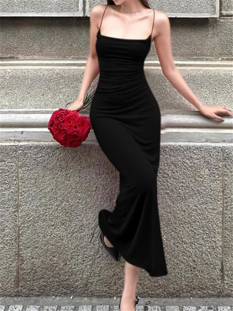 فتاة حار مثير أحمر أسود مائل الرقبة فستان طويل زلة عطلة الصيف بلا أكمام عبر الأشرطة عارية الذراعين قلم رصاص الحمالة فستان