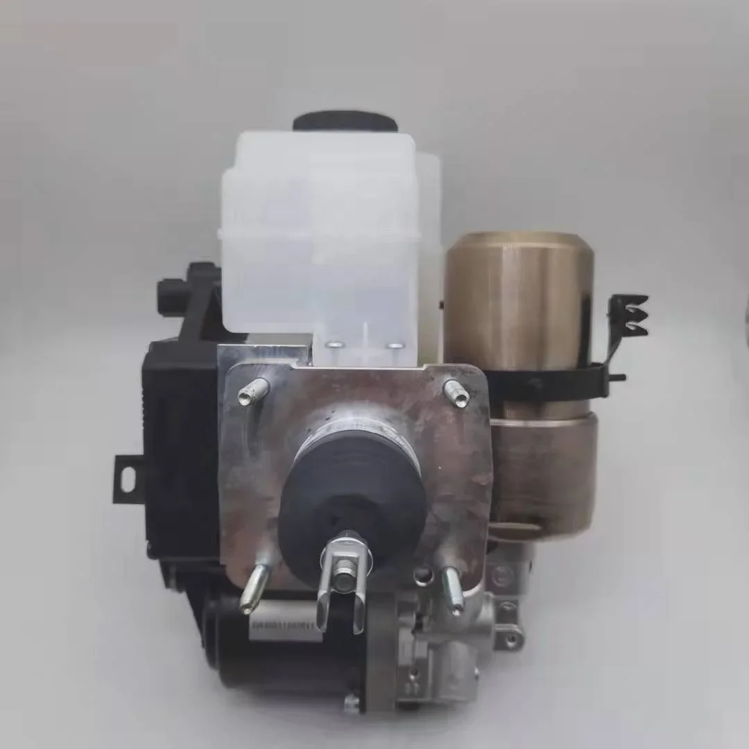 Auto Parts with Master Cylinder Brake Assy 47050-60022 New Condition for Land Cruiser HDJ100 UZJ100