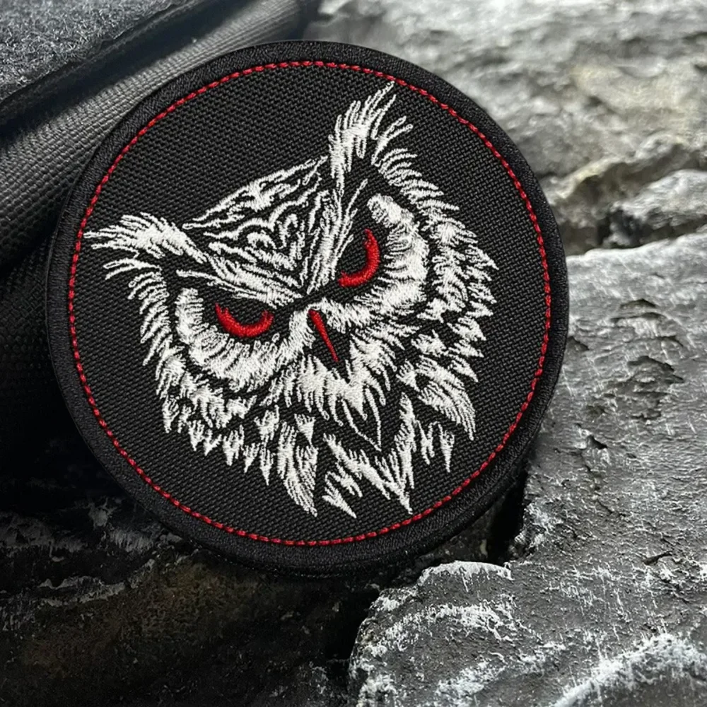 Parche táctico búho – Insignia militar con velcro para mochila - imagen 3