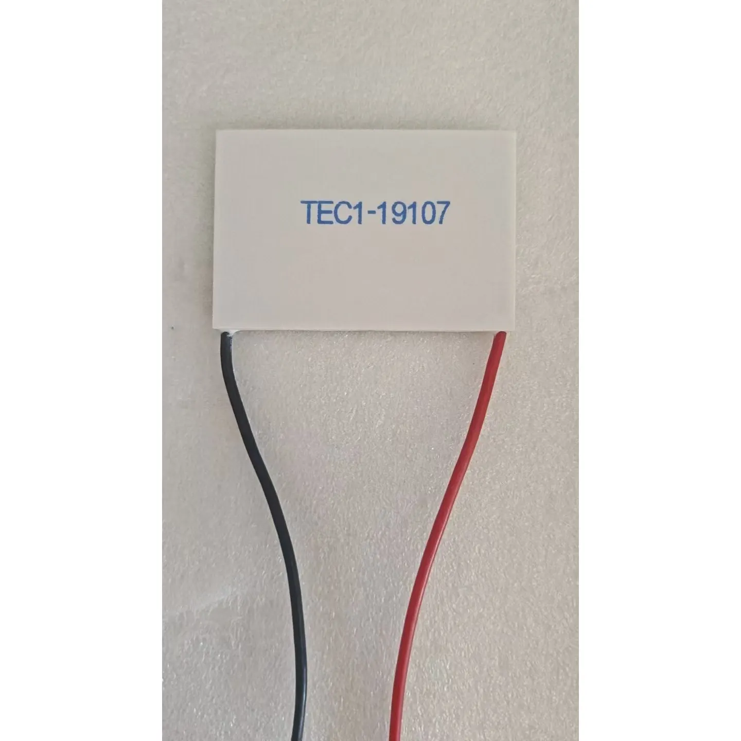 Thermoelectric Cooler Peltier TEC1‑19107 40603.5mm Wide‑side Lead Out Semiconductor Cooling Chip