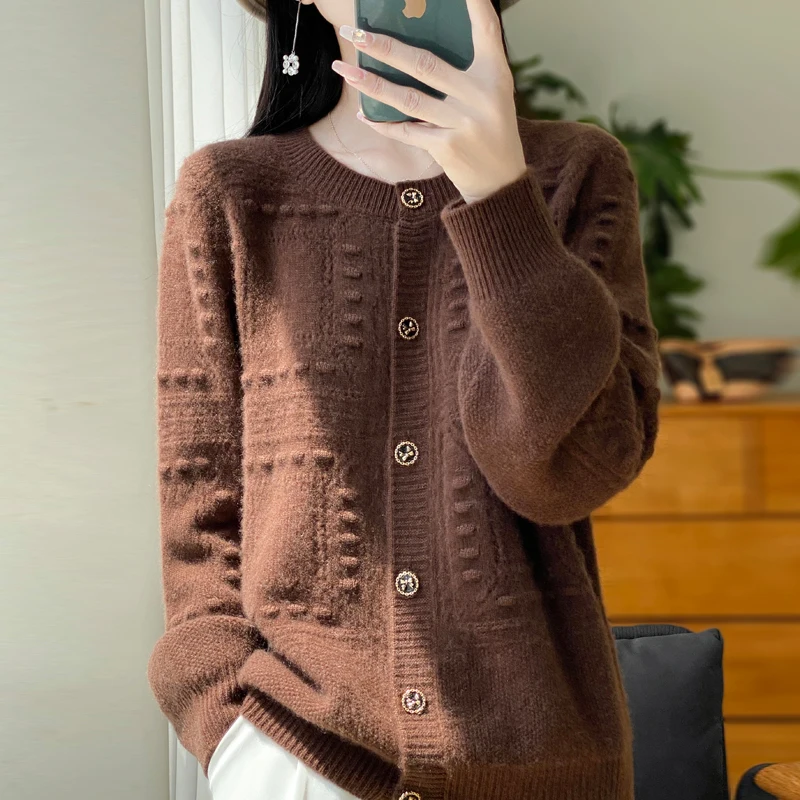 

2024 New Classic Australian Pure Wool Thick Knitted Cardigan Long Sleeve Casual Fashion High Quality Knitted Sweater