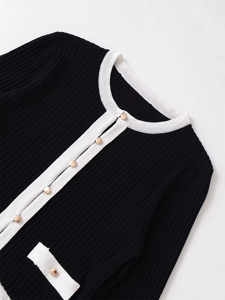 Giacca patchwork lavorata a maglia girocollo in colore a contrasto con temperamento tutto-fiammifero alla moda da donna in stile europeo