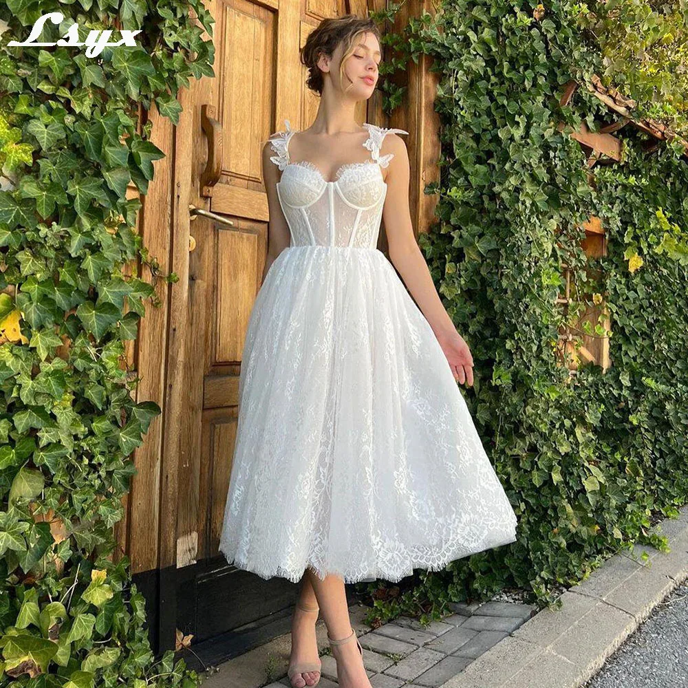 

LSYX A-line Lace Prom Dresses Sweetheart Collar Spaghetti Strap Butterflies Appliques Pastrol Evening Dresses Lace-up Backless