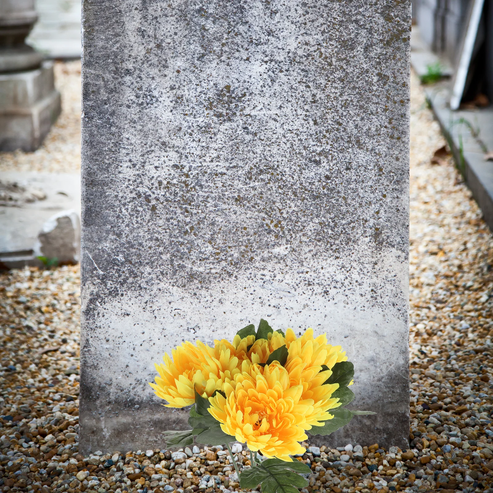 

5pcs Artificial Chrysanthemum Flowers Yellow Realistic Faux Floral Decor For Cemetery Grave Outdoor Home Wedding Spring Fall