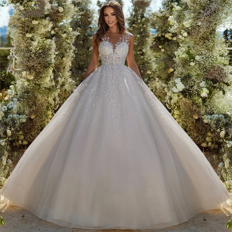Elegant Wedding Dress Embroidered Lace On Net With Ballgown Sleevelesso-Neck Bridaldress Button Vestido De Casamento Customized