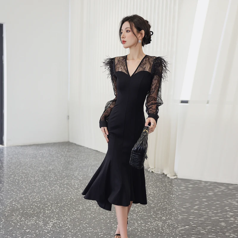 2024 New Spring Black Mermaid Long Dress Sexy Women scollo a V Lace Hollow Out Full Sleeve Patchwork Feather Bodycon Slim Vestidos