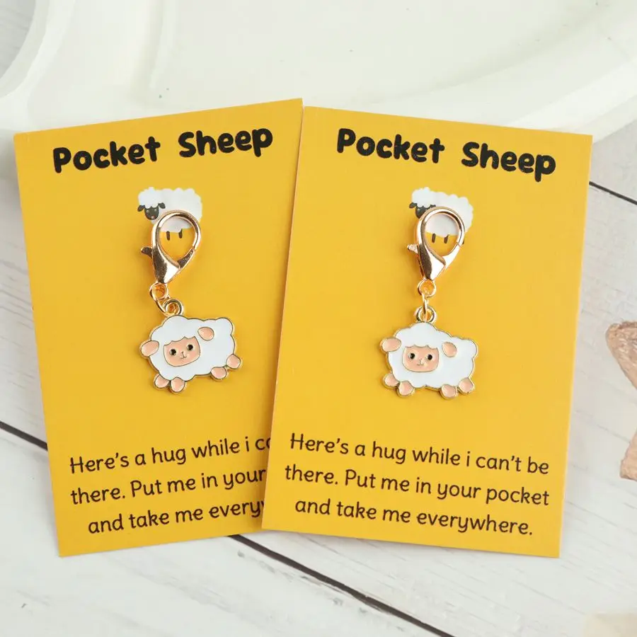 1 PC / 2 PCS Cute Sample Keychain with a Pocket Sheep Card, Perfect for Birthdays, Parties, and Holiday Gifts.