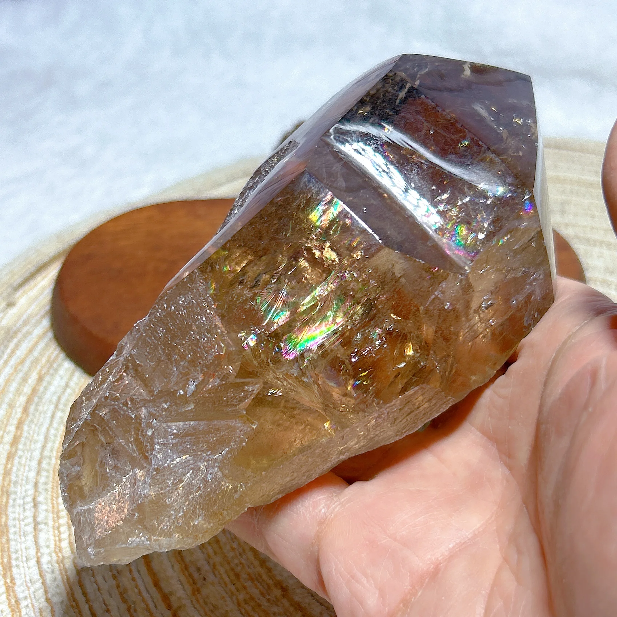 

Healing Natural Crystals Rainbow Smokey Quartz Wand Tower Raw Stone Flashy Gemstone High Quality Home Decorations Energy Gift