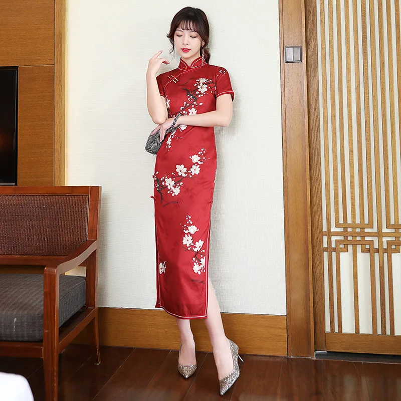 

Red Vintage Qipao Long Satin Print Sexy Slim Fit Cheongsam Retro Chinese Traditional Dress Show Elegant Party Plus Size Vestidos