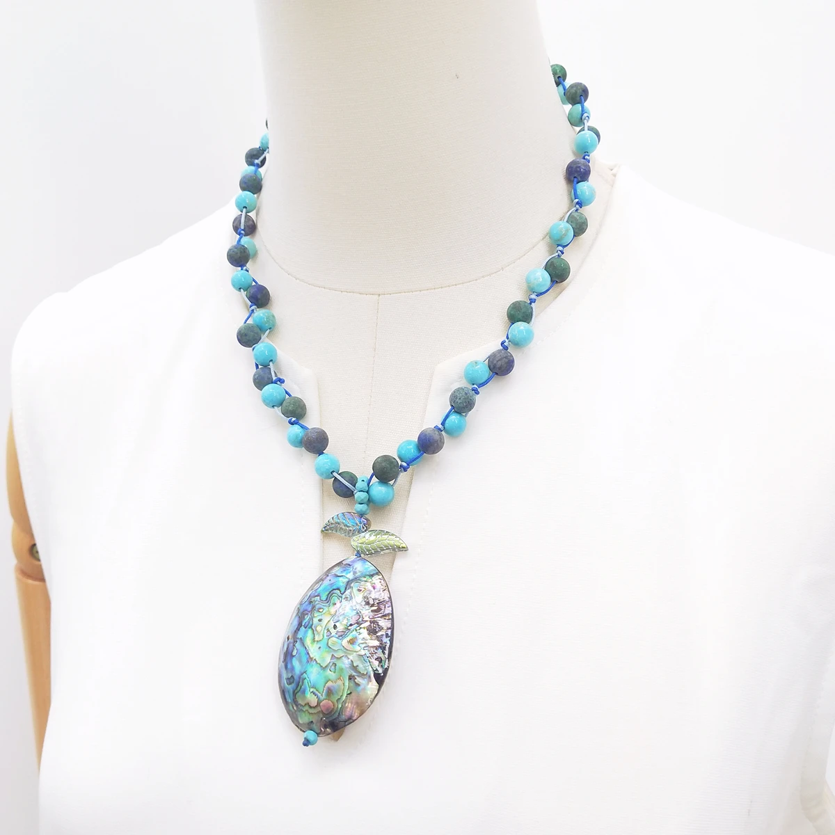 Lii Ji Real Stone Blue Color Azurite Turquoise Abalone Shell Pendant Necklace 51cm Stock Sale Women Jewelry Gift