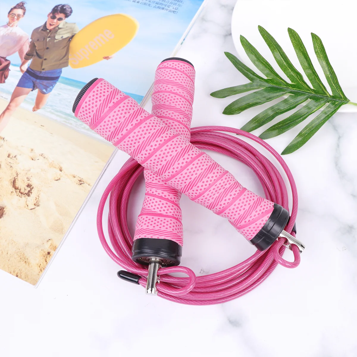 

Fitness Jump Rope Sweat-absorbent Bearing Jump Rope Comfortable Handle Skipping Rope with Steel Wire for Fitness Exercise (Pink)