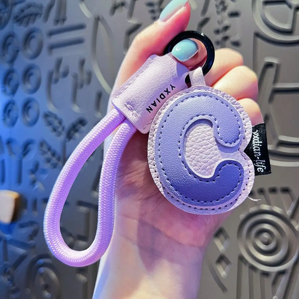 Simple Sweet 26 Letter Keychain PU Leather Car Keyring Alphabet Key Holder Bag Hanging Charms Ornaments Lucky Letter Pendant Boy