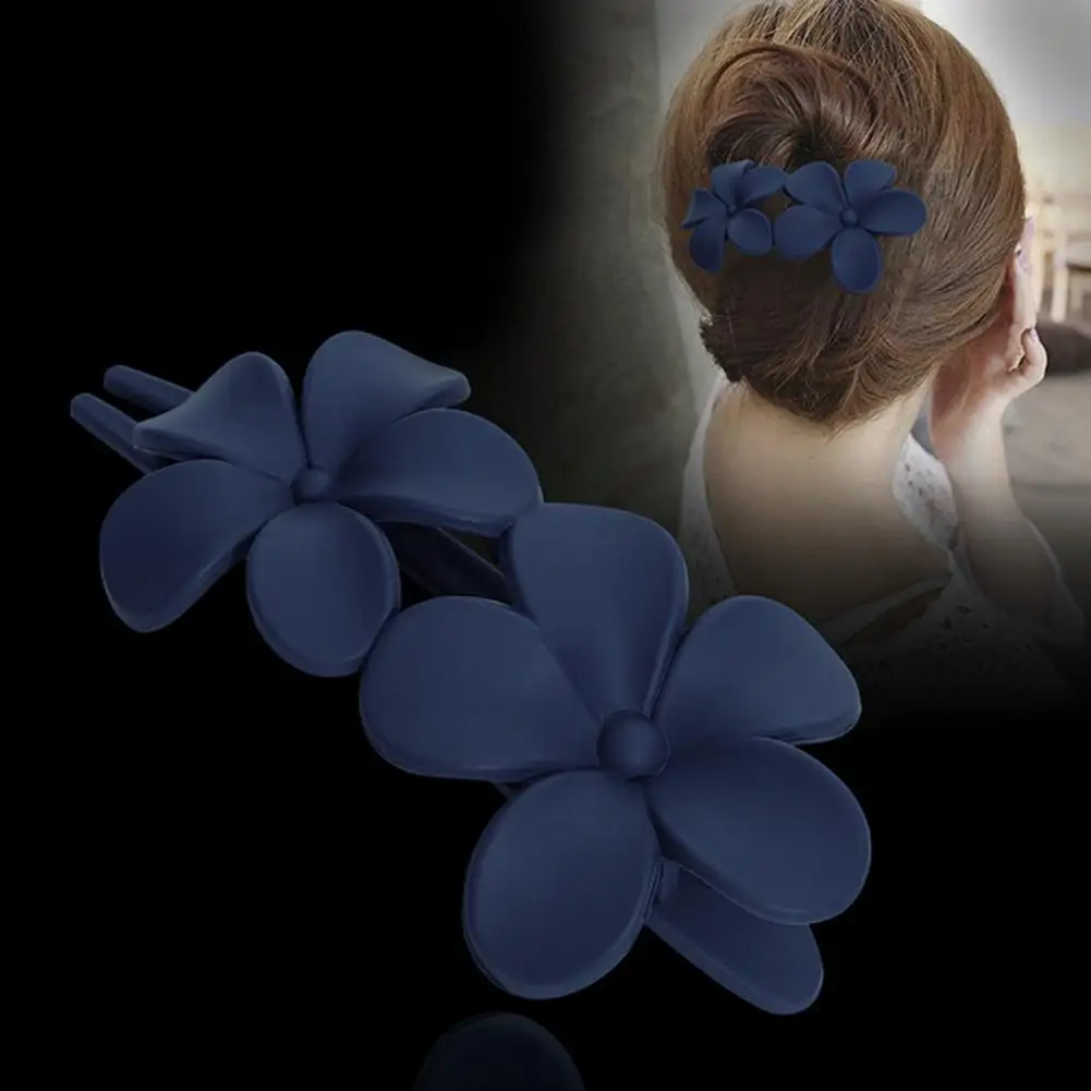 Hair Claw Strong Grip Hair Claw Exquisite Hair Clip Anti-slip Anti-fall Elegant Double Flower Decor Hairpin Hair Accessories