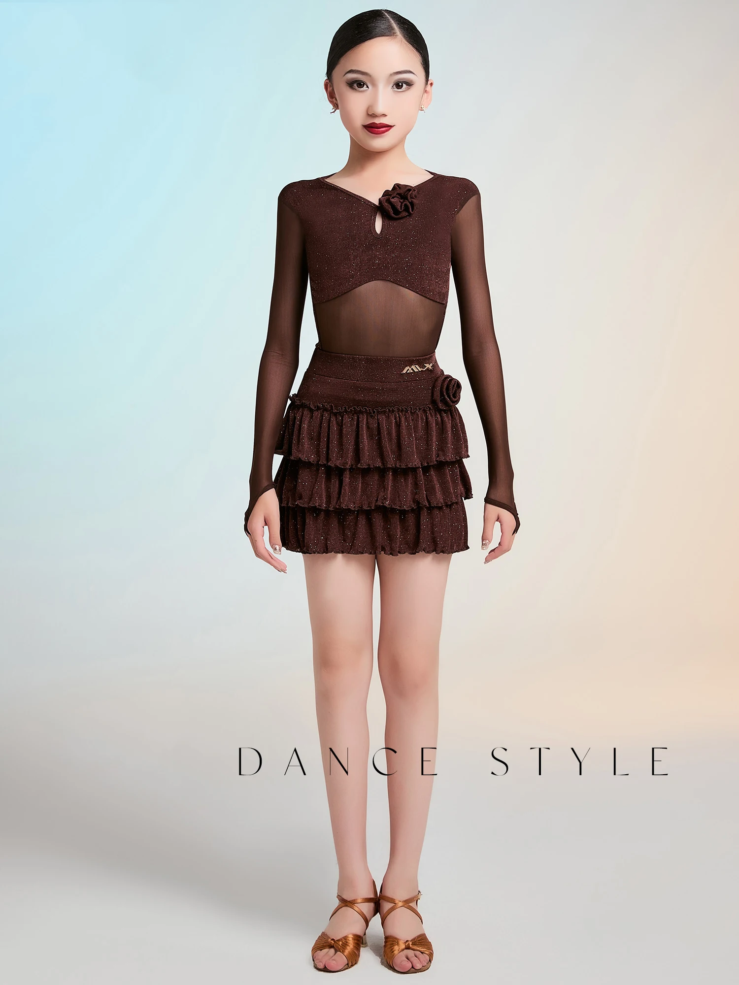 2025 新しいラテンダンス競技服女の子のためのメッシュ袖付きスプリットスカートスーツチャチャルンバタンゴドレスラテンウェア DQS21336